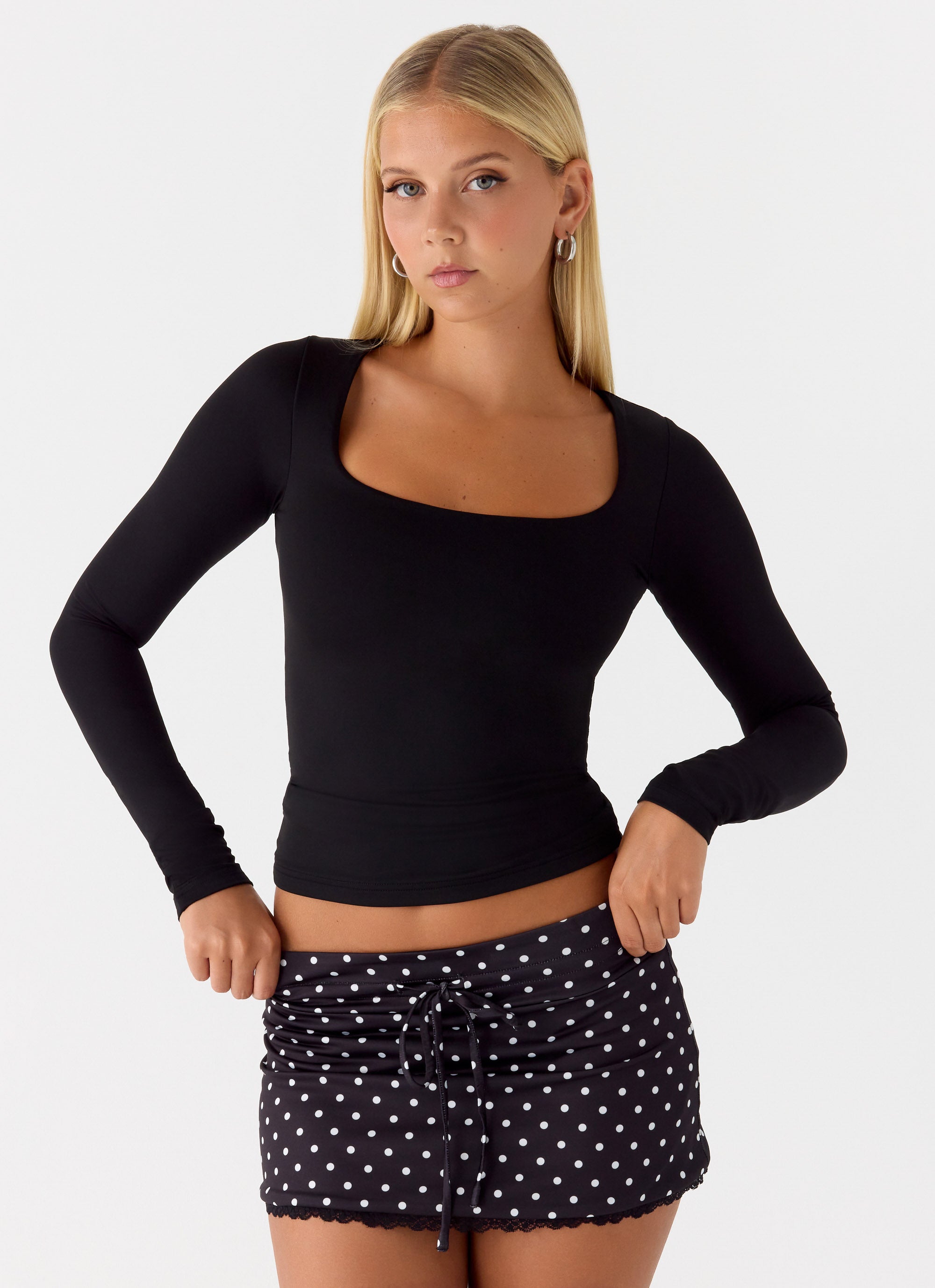 Get No Sleep Mini Skort - Black Polkadot