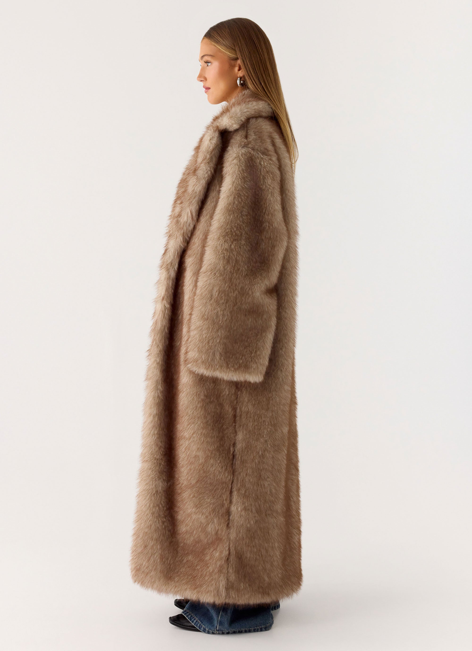 Kamil Faux Fur Maxi Coat - Tan Beige