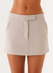 Vogue Low Rise Mini Skirt - Pebble