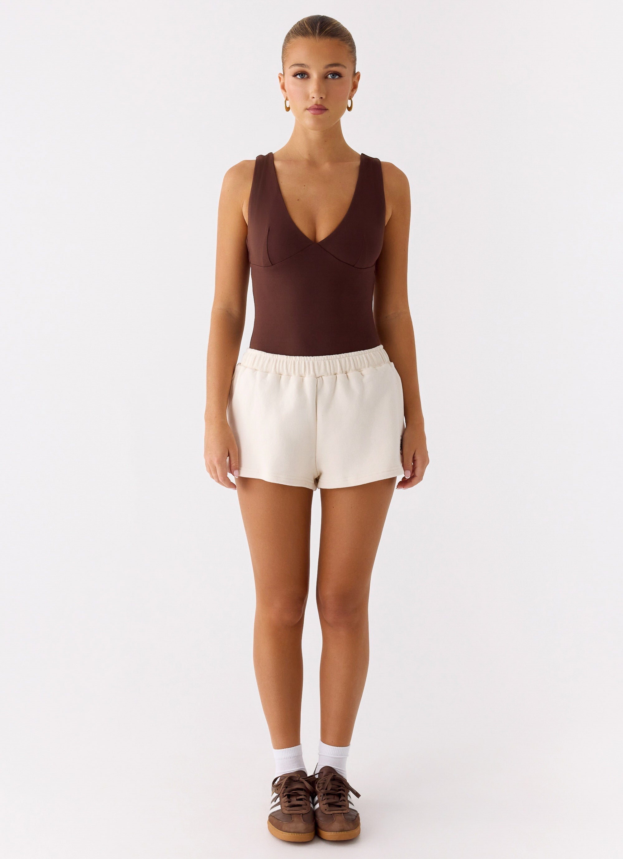 Signature Low Rise Sweatshorts - Cream
